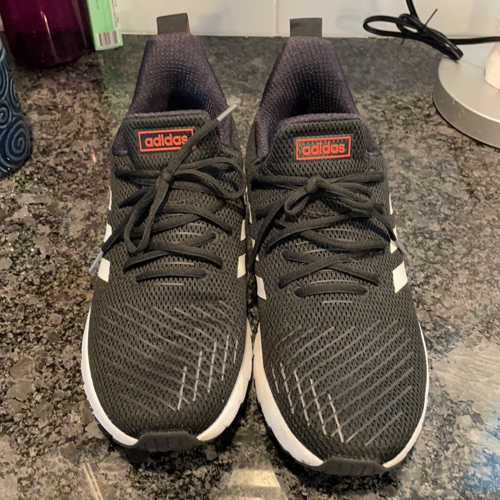 Men’s ADIDAS Sneakers Size 12